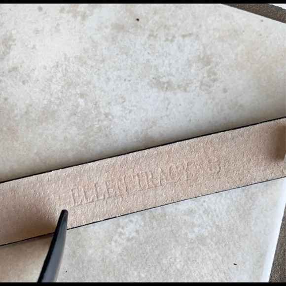 Ellen Tracy patent leather - Picture 7 of 7